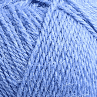 Järbo Fin Alpacka 58 Blue starboard Indhold: 100% alpaca Vægt/længde: 50 g = ca. 165 meter Anbefalede pinde: 3.5 mm Strikkefasthed: 10 x 10 cm = 24 m x 32 p Vask:Håndvask.