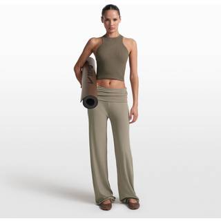 SKIMS Racer Front Tank Top | Green | 2XS | NikeSKIMS Ribbed Seamless