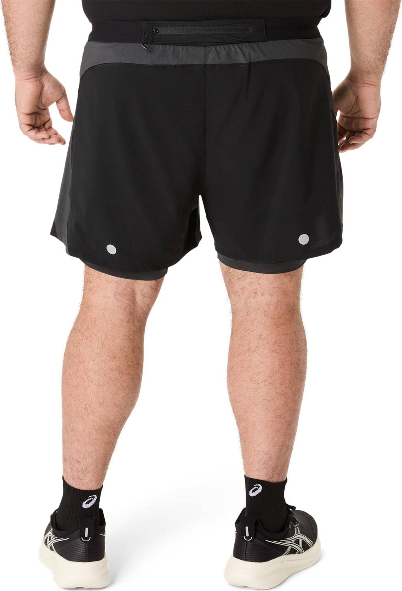 Road 2N1 5 In Short - Performance Black/Graphite Grey
