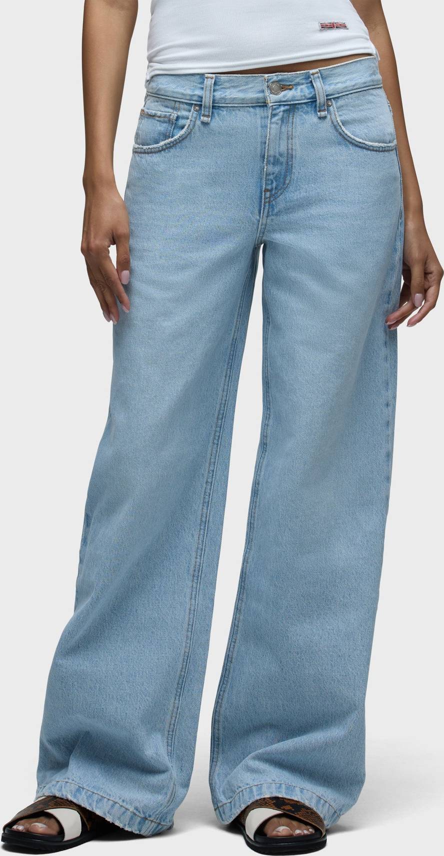Rylee Low Rise Loose Jean
