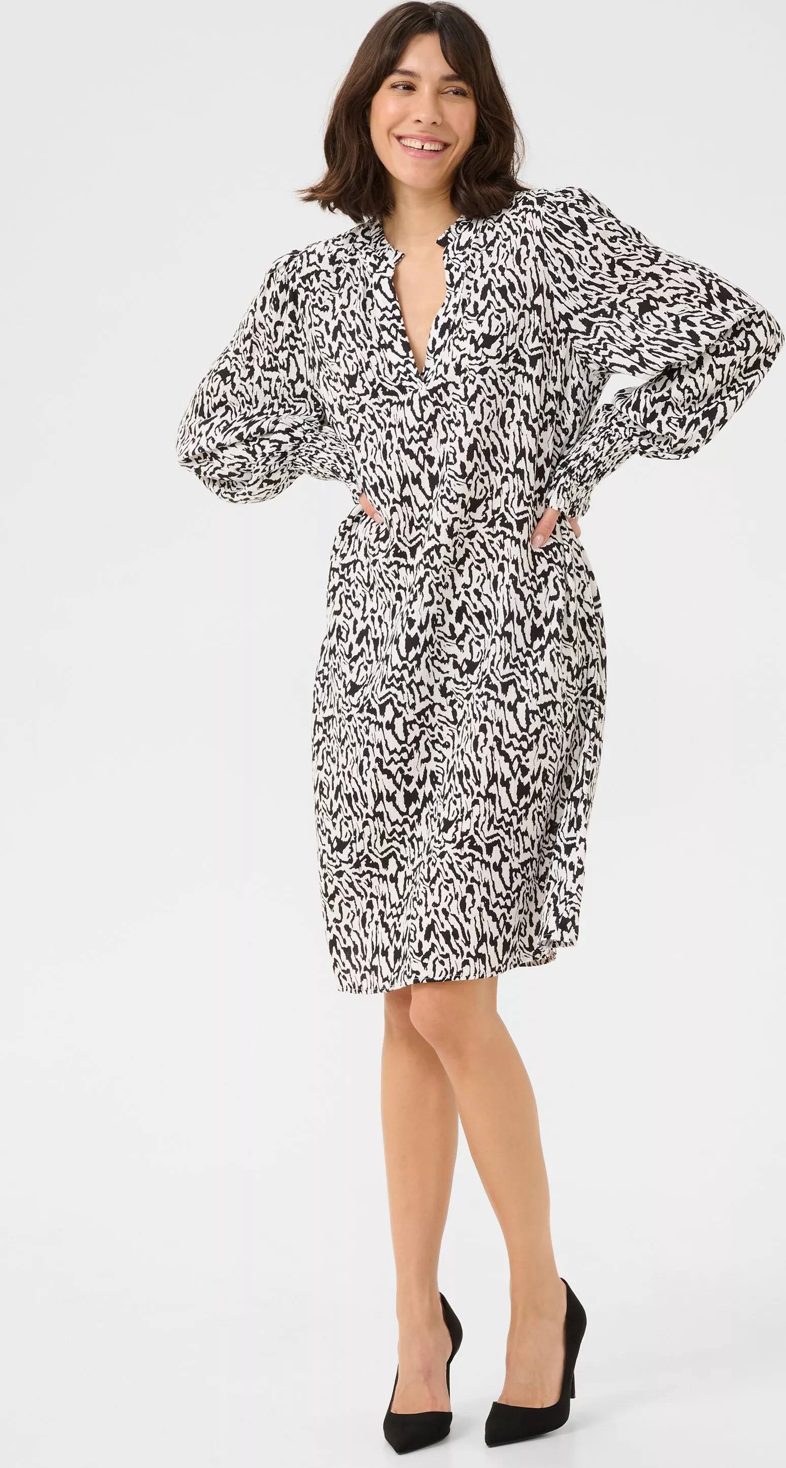 Kaffe Mathilde Abstract Dress - Chalk/Black