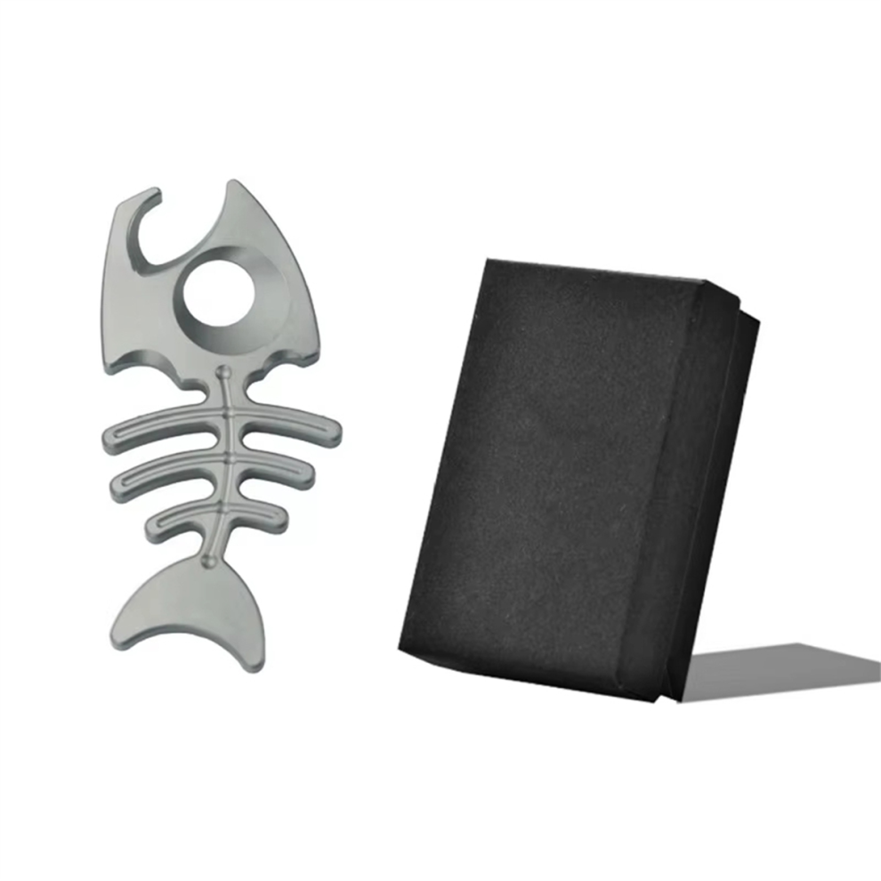 Melitt Titanium Alloy Fish Bone Keychain - Multifunctional