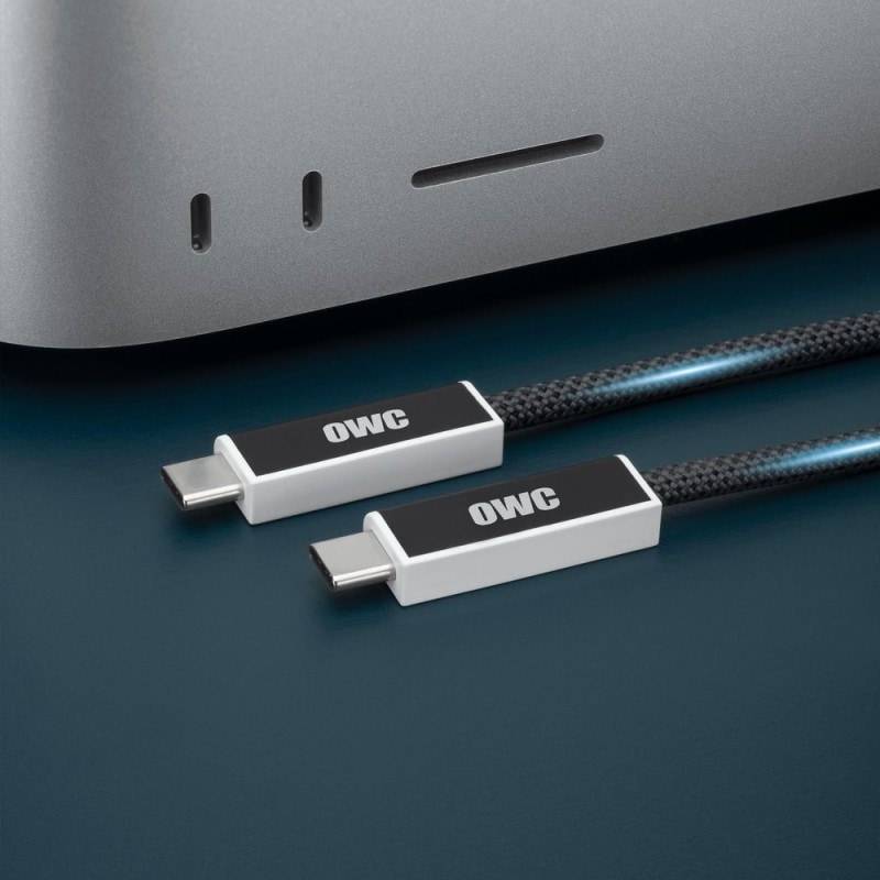 4.5 Meter USB4 USB-C Cable 15 Inch