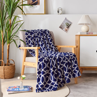 Soft Cozy Geometry Pattern Fleece Throw