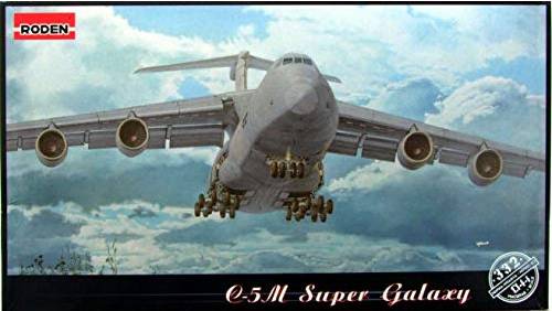 Roden 332 Model Kit Lockheed C-5M