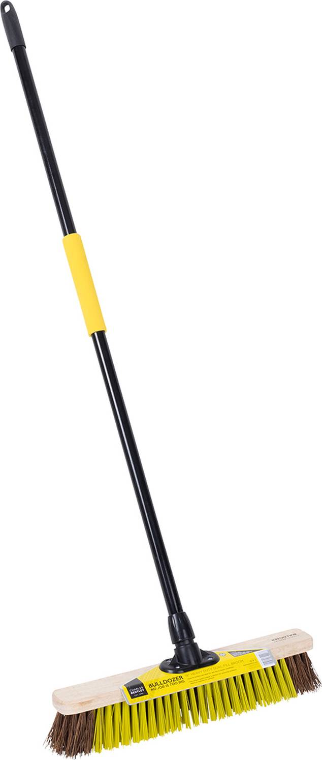Bulldozer HD Fill Broom Scraper 18 Inch