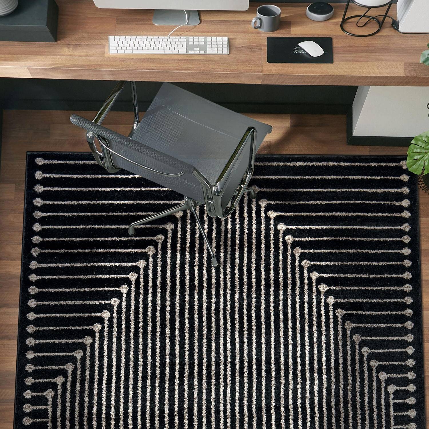 World Rug Gallery Contemporary Checkered Area