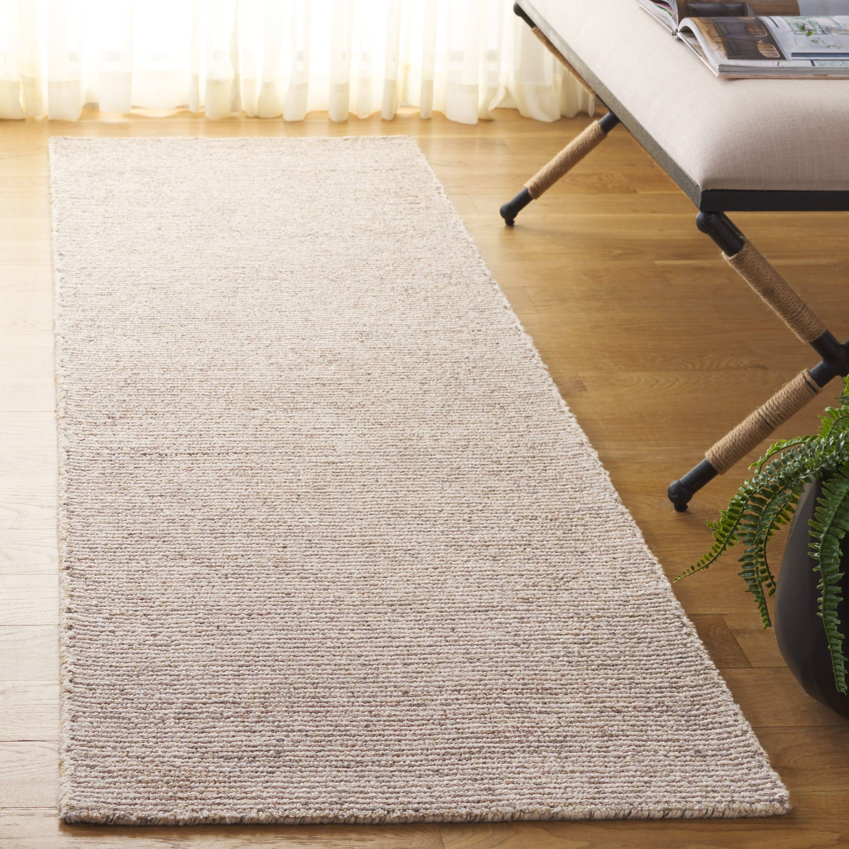 Safavieh Hand-Tufted Abstract Zhorzheta Wool Rug