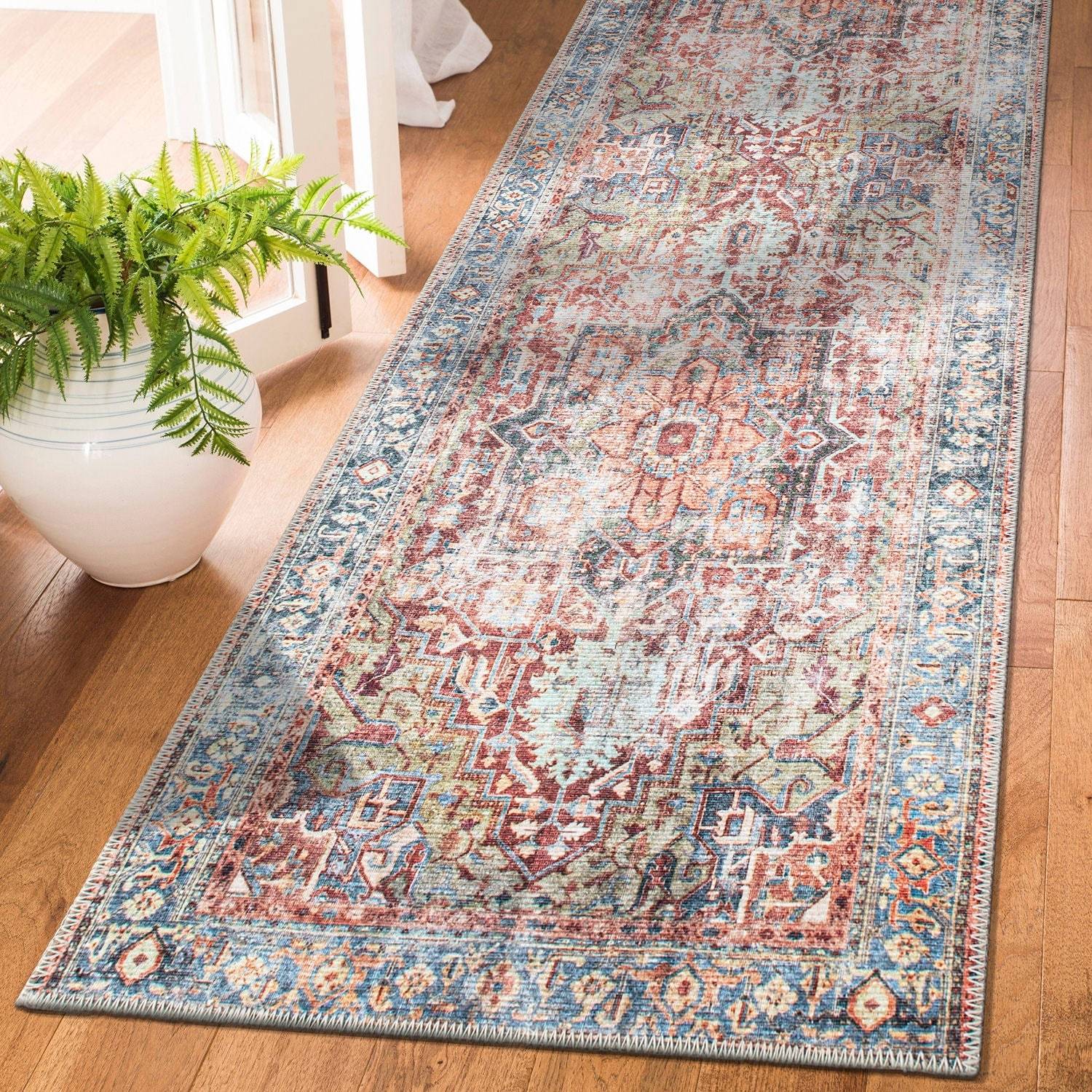 World Rug Gallery Traditional Distressed Machine Washable Area