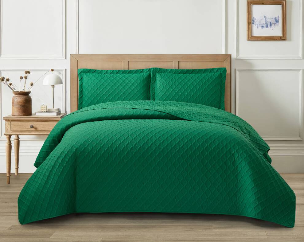 3 Piece Emboss Quilted Set