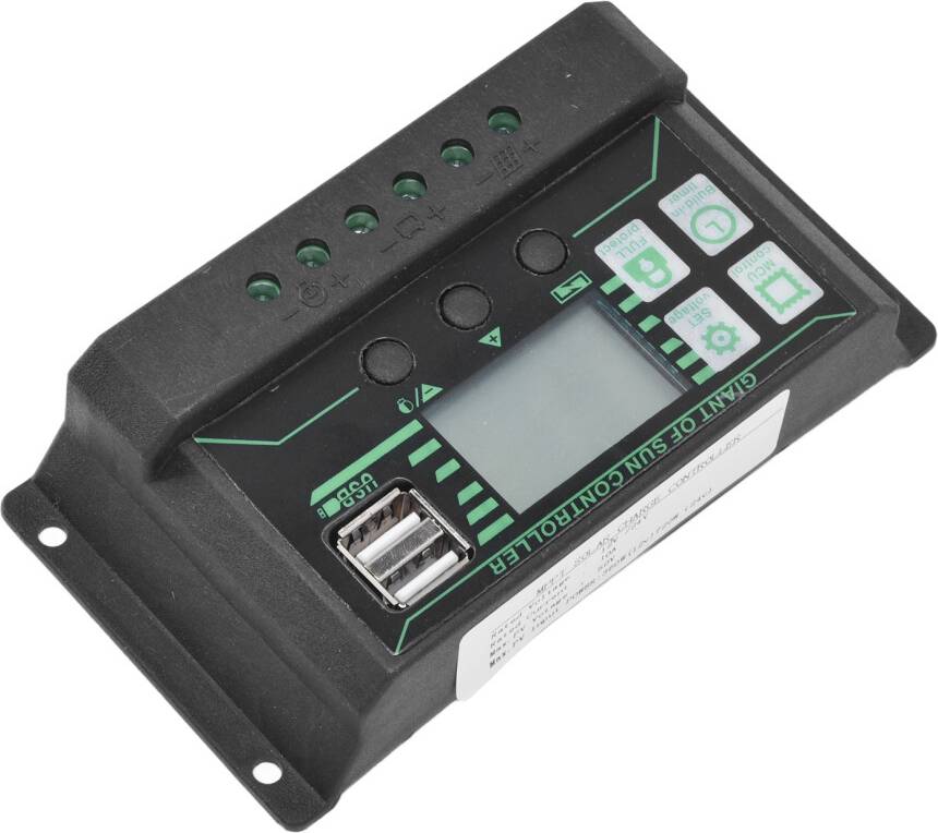 Solar Charge Discharge Controller Adjustable LCD Display 10A