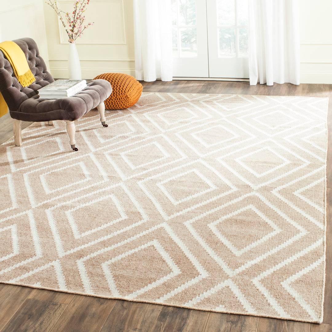 Ebern Designs Nylah Looped Ivory Rug 152 x 243 cm Beige
