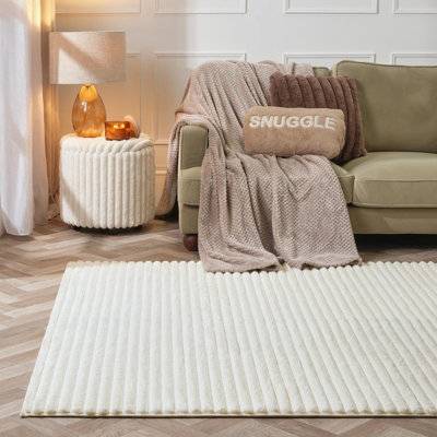 OHS Faux Fur Ribbed Rug 120 x 170 cm Beige