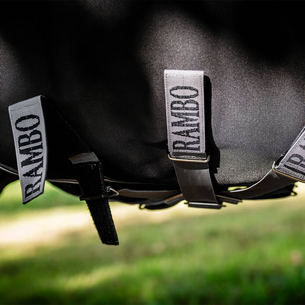 Horseware Rambo 1680D Utetäcke
