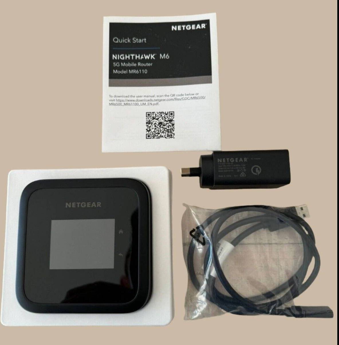 Nighthawk router Netgear Nighthawk M6 5G WiFi 6 Mobile Router