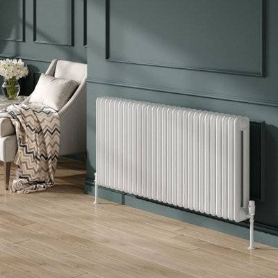 Hedingham Horizontal Traditional Column Radiator