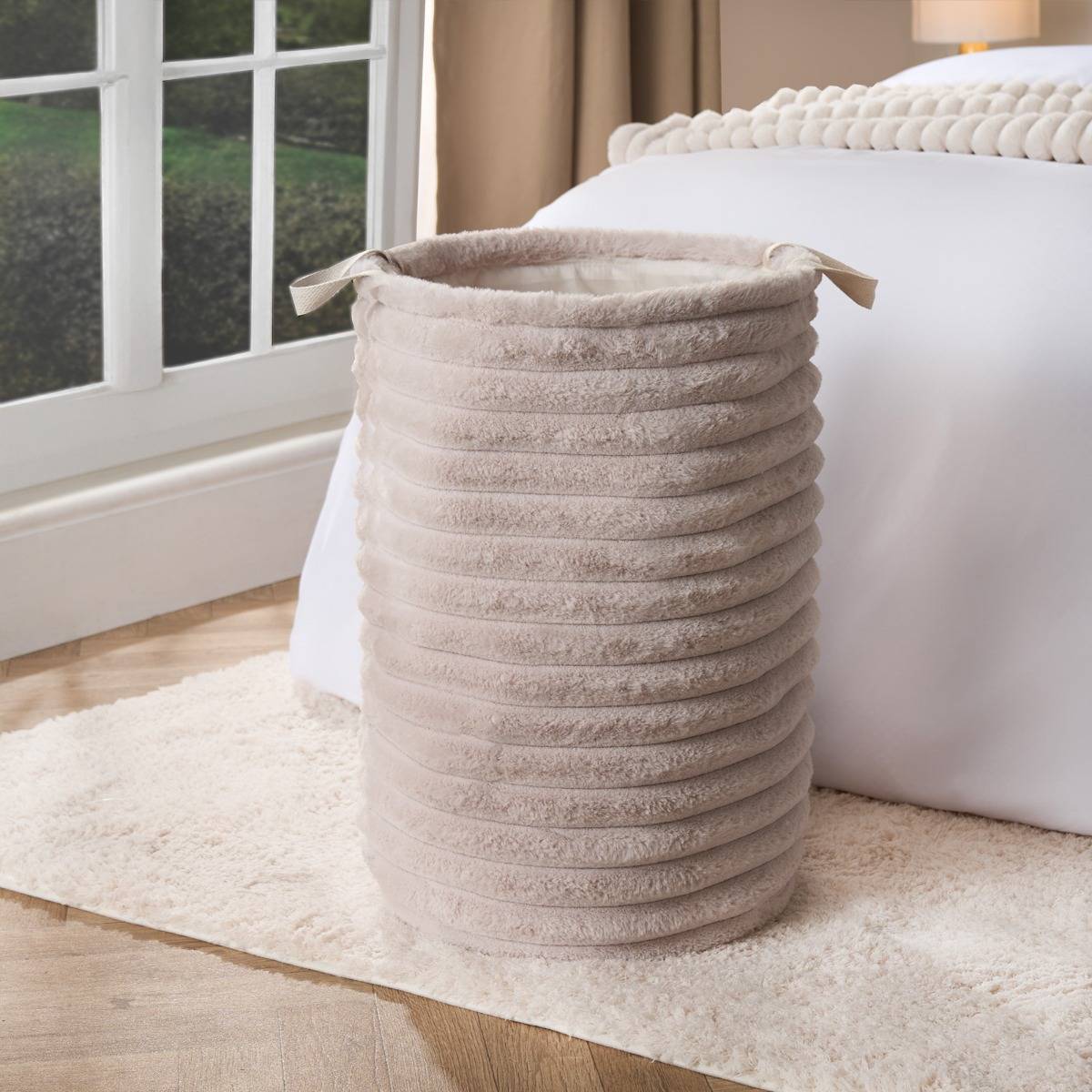 OHS Faux Fur Ribbed Laundry Bag Natural