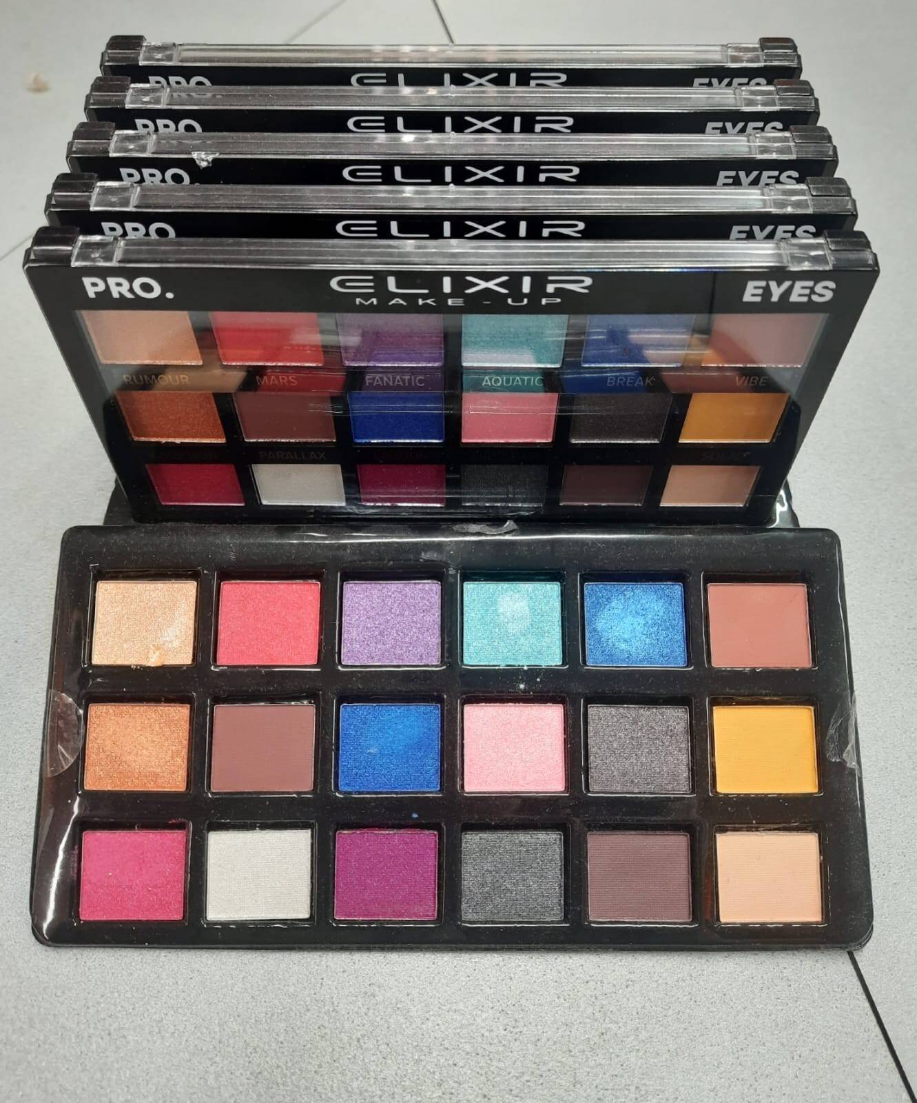 Elixir palette Eye Shadow Pro Mod K - 18 Colors