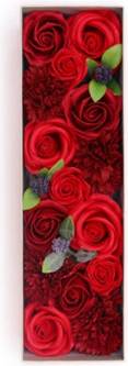 B&Q Classic Red Roses Soap Flowers Gift Box