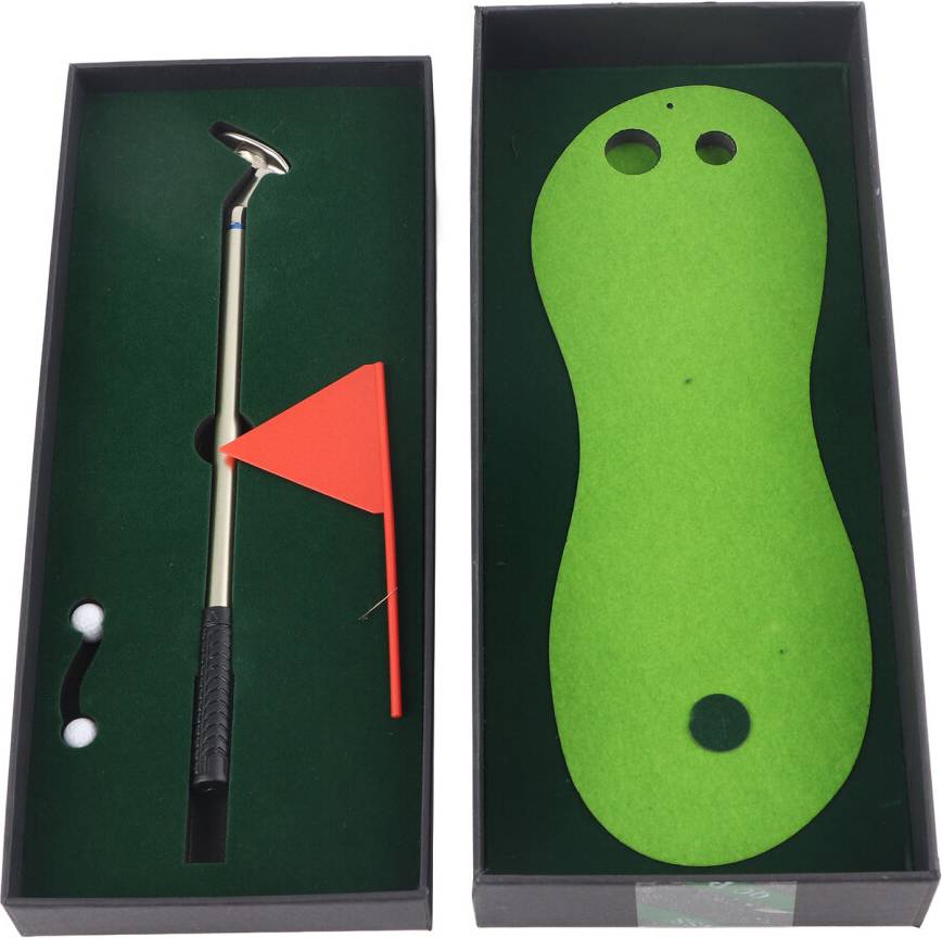 Desktop Small Golf Game Practice Set