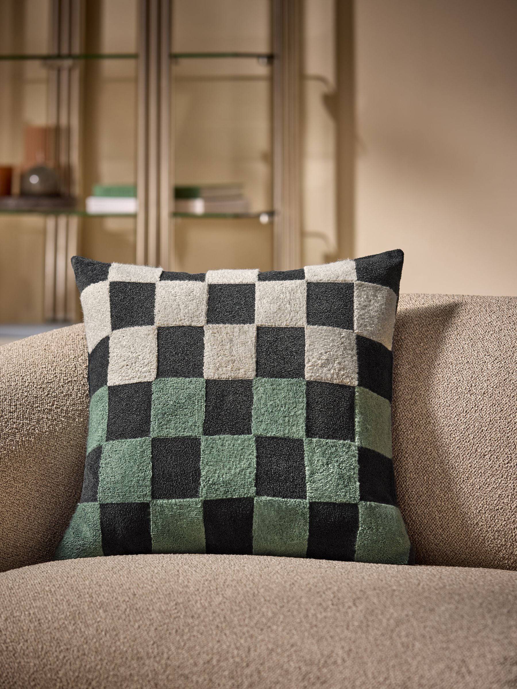 Made.com Blue Tilo Checkerboard Cushion Innerkudde