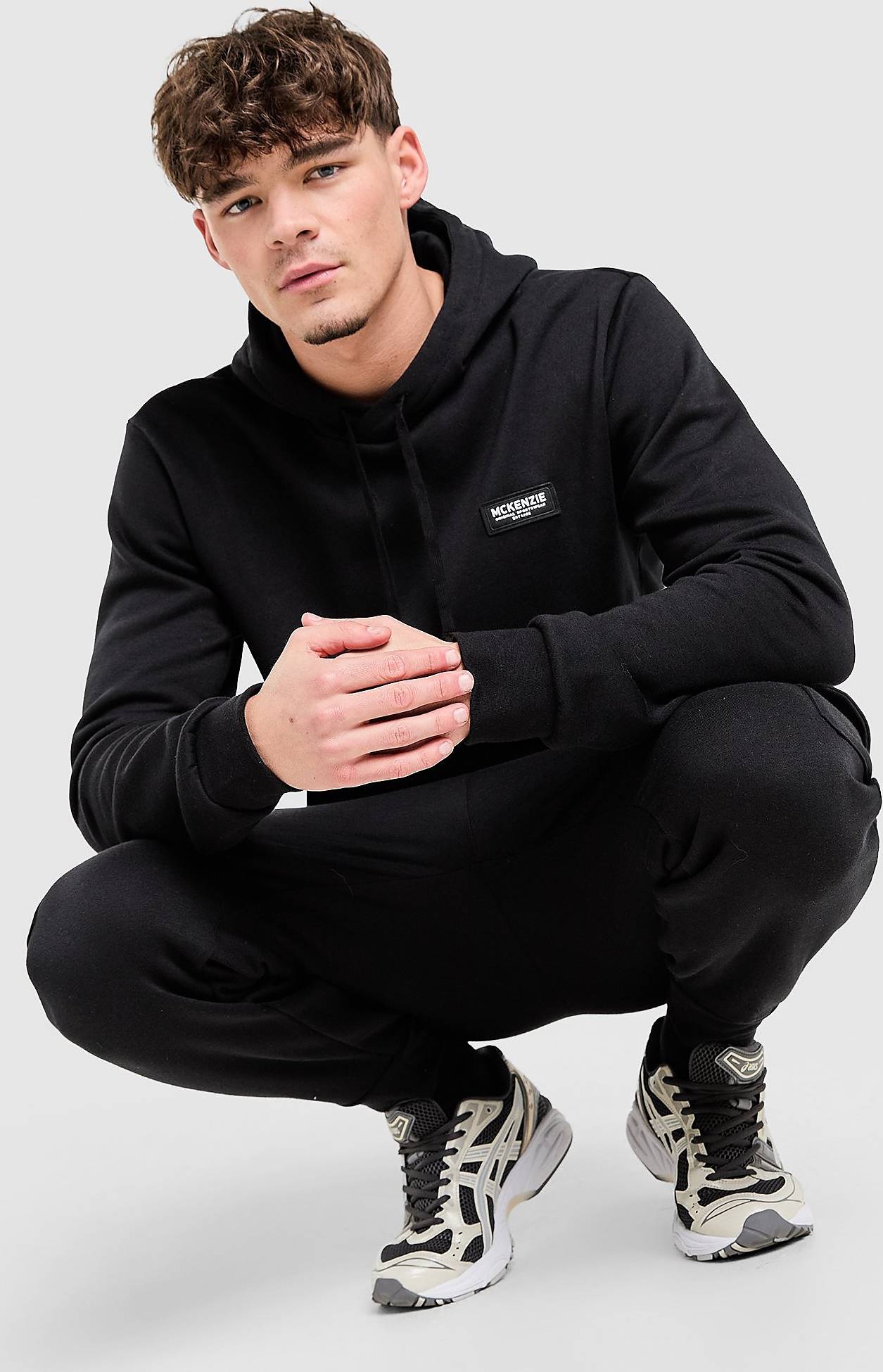 McKenzie Rocco Overhead Hoodie - Sort