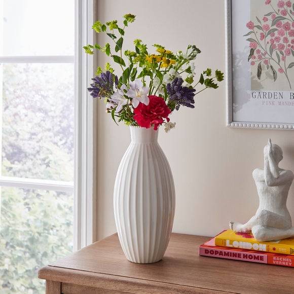 Dunelm Ceramic Ribbed Beaded Edge Vase