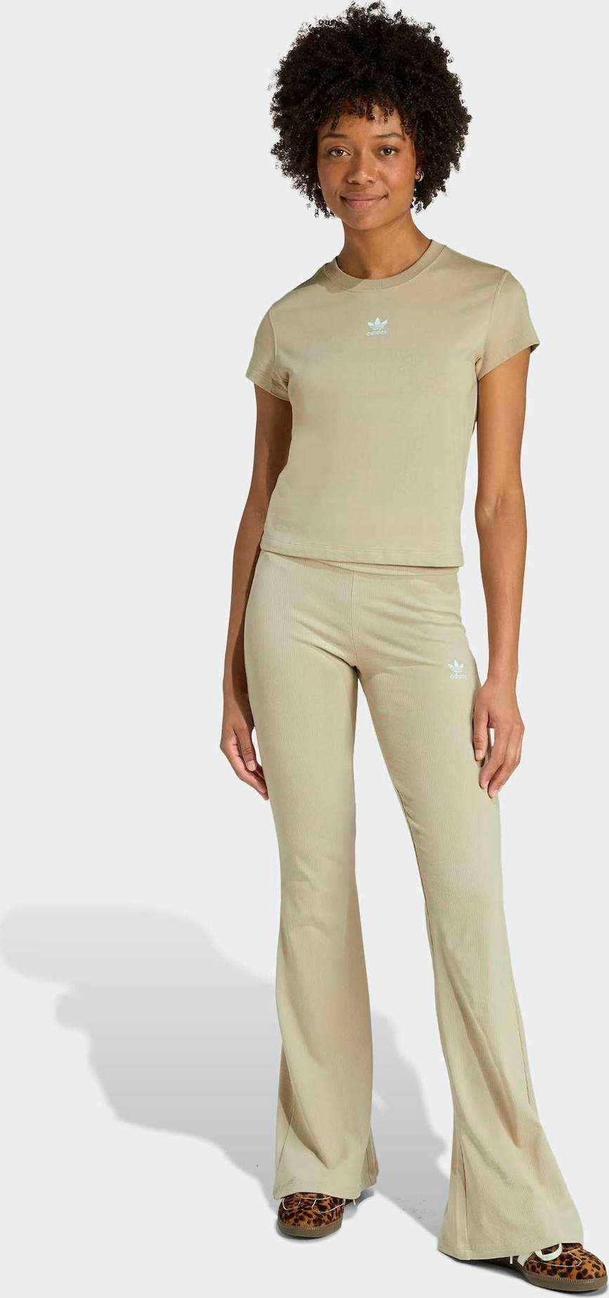 Adidas leggings dam adidas Essentials Rib Flared Leggings Bomull