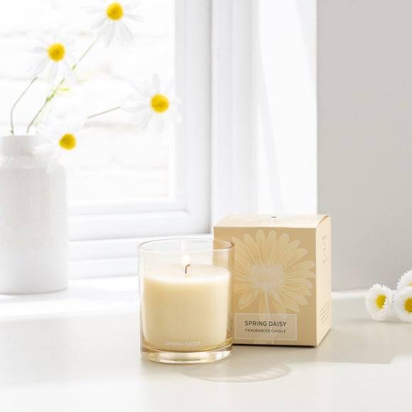 Dunelm Springtime Daisy Scented Candle