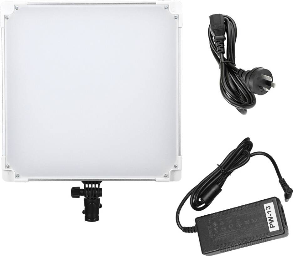 TC 668 LED Video Light CRI95 RGB LCD Screen