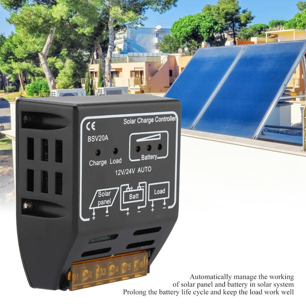 Solar Charge Controller Real-Time Voltage Monitoring