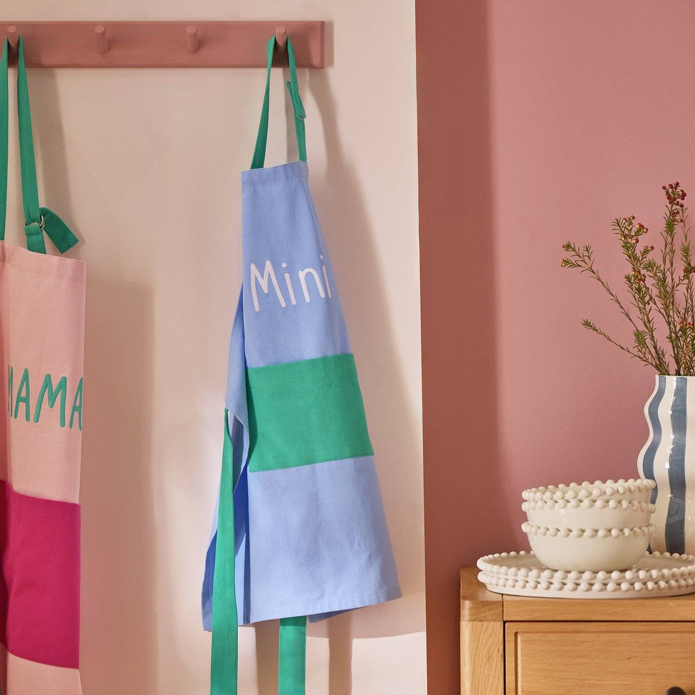 Argos Home Mini Embroidered Text Apron