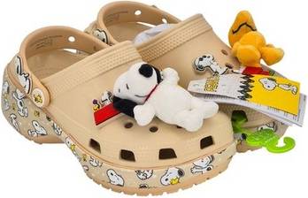 Crocs Peanuts Classic Platform Clogs - Multi