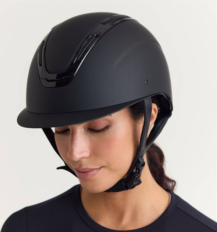 CRW Ridehjelm Nitro - Sort