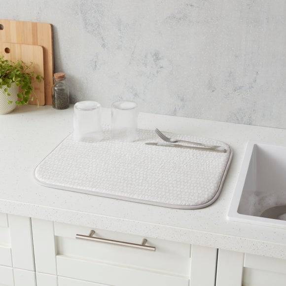 Dunelm Pebble Drying Mat