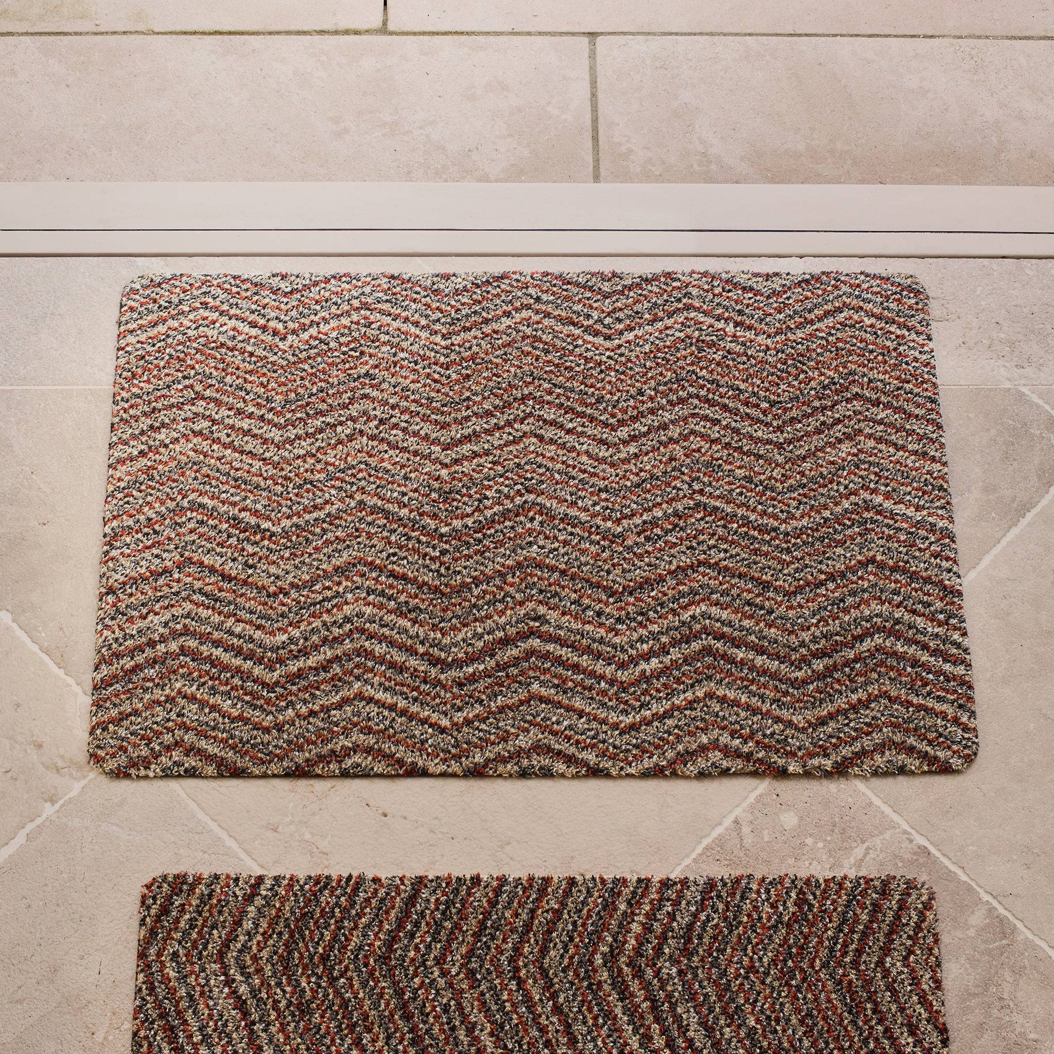 Hug Rug Candy Zig Zag Washable Doormat Red Beige Navy White