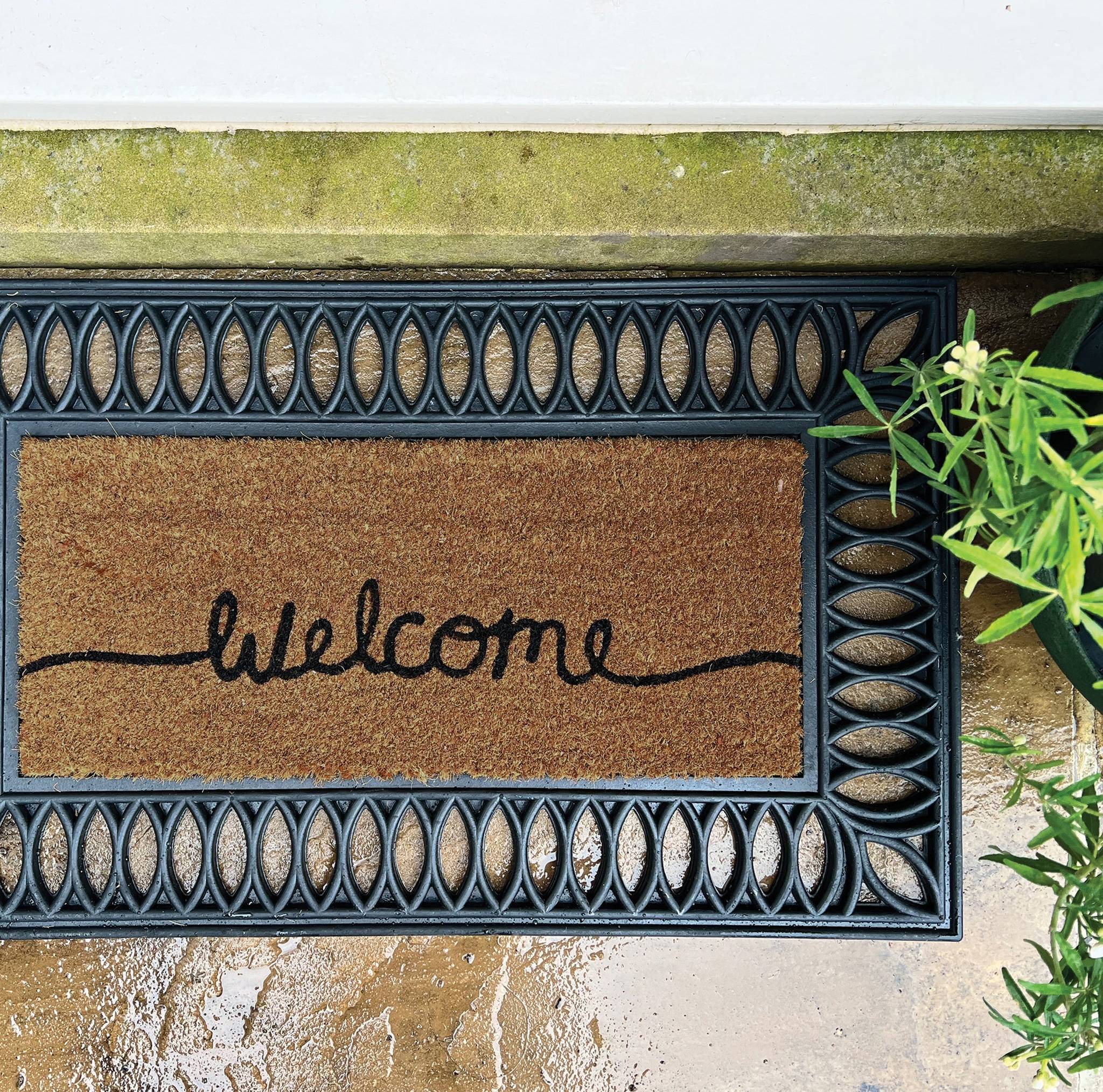 Hug Rug Rubber Castle Surround Doormat