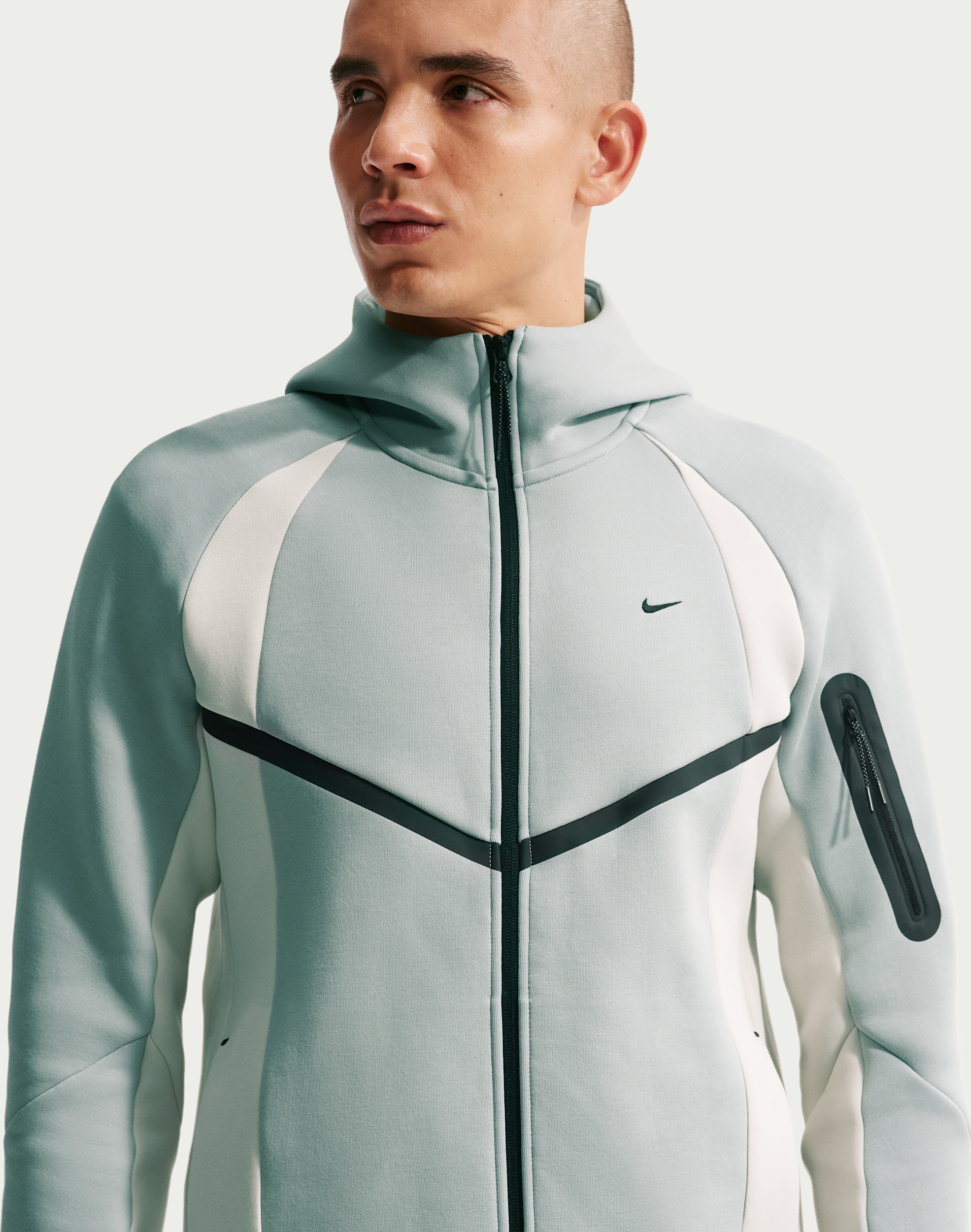 Nike tech fleece men Nike Tech Color-Block Full-Zip Fleece Windrunner Jacket - Grey