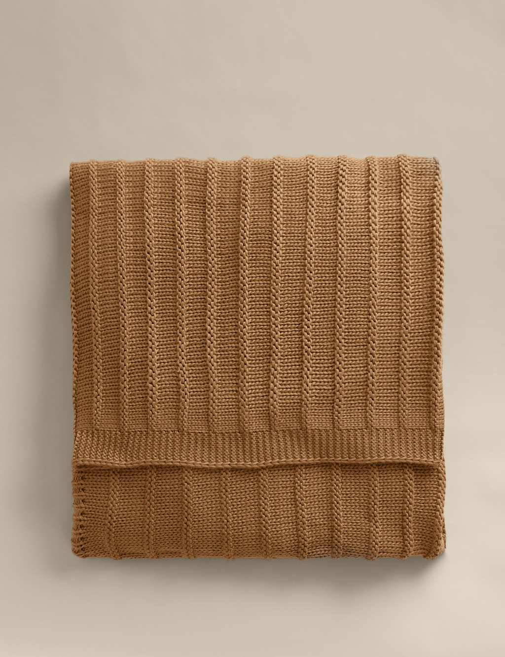 M&S Ribbed Knitted Throw - Tan Blankets