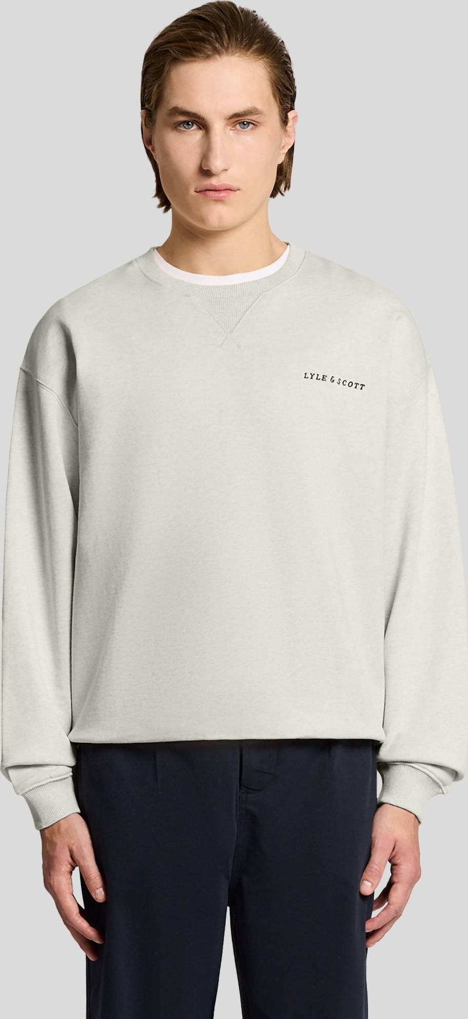 Lyle & Scott Script Heavyweight Loopback Crew Neck Sweatshirt Cream