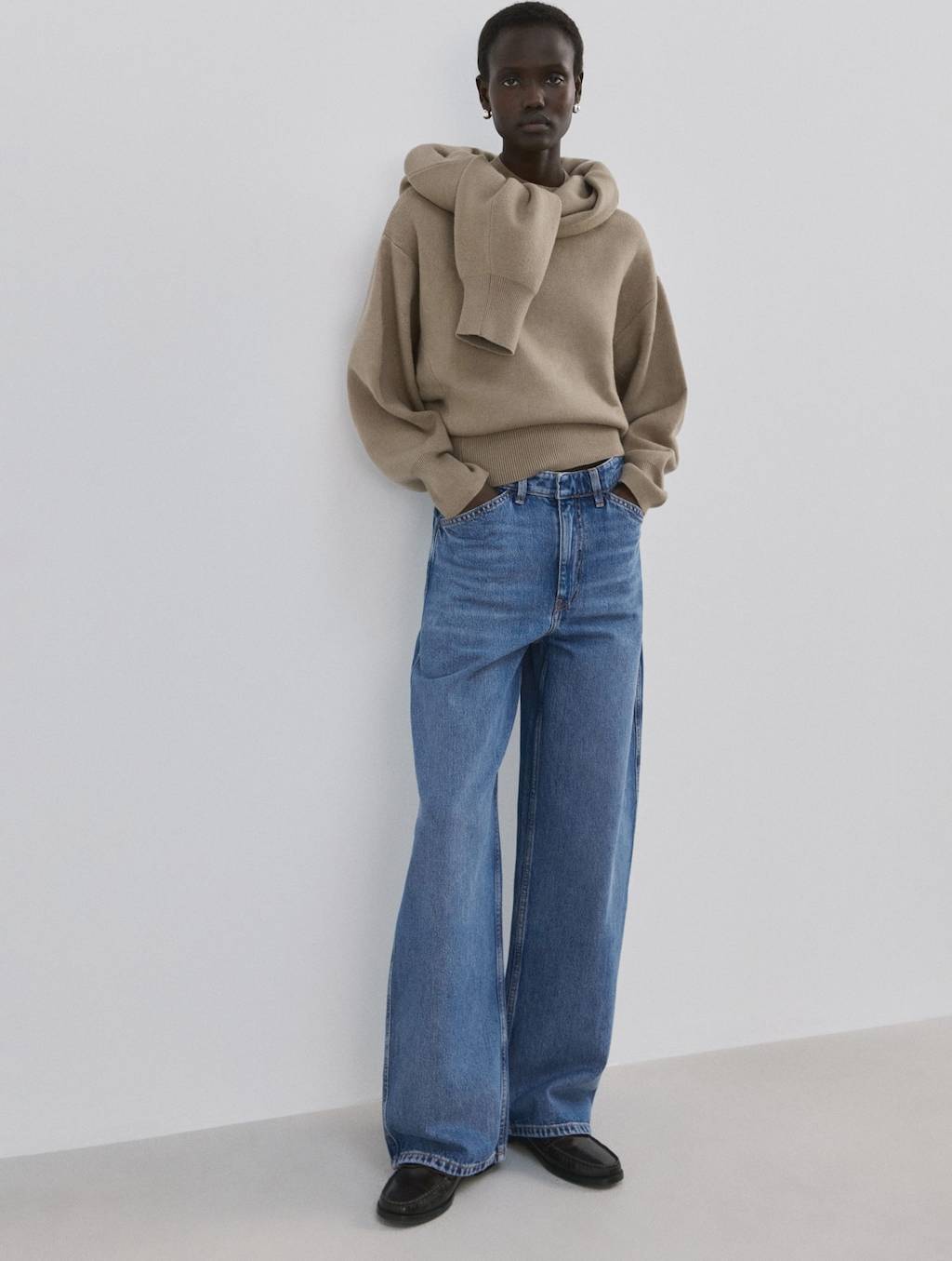 Mango Mid-Rise Balloon Jeans - Medium Blue
