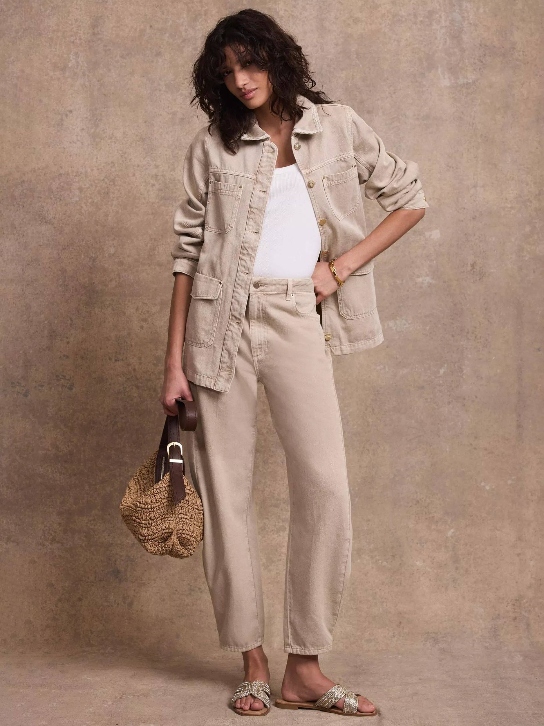 Mid Rise Balloon Leg Jeans -