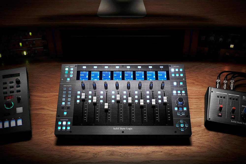 UF8 DAW Control