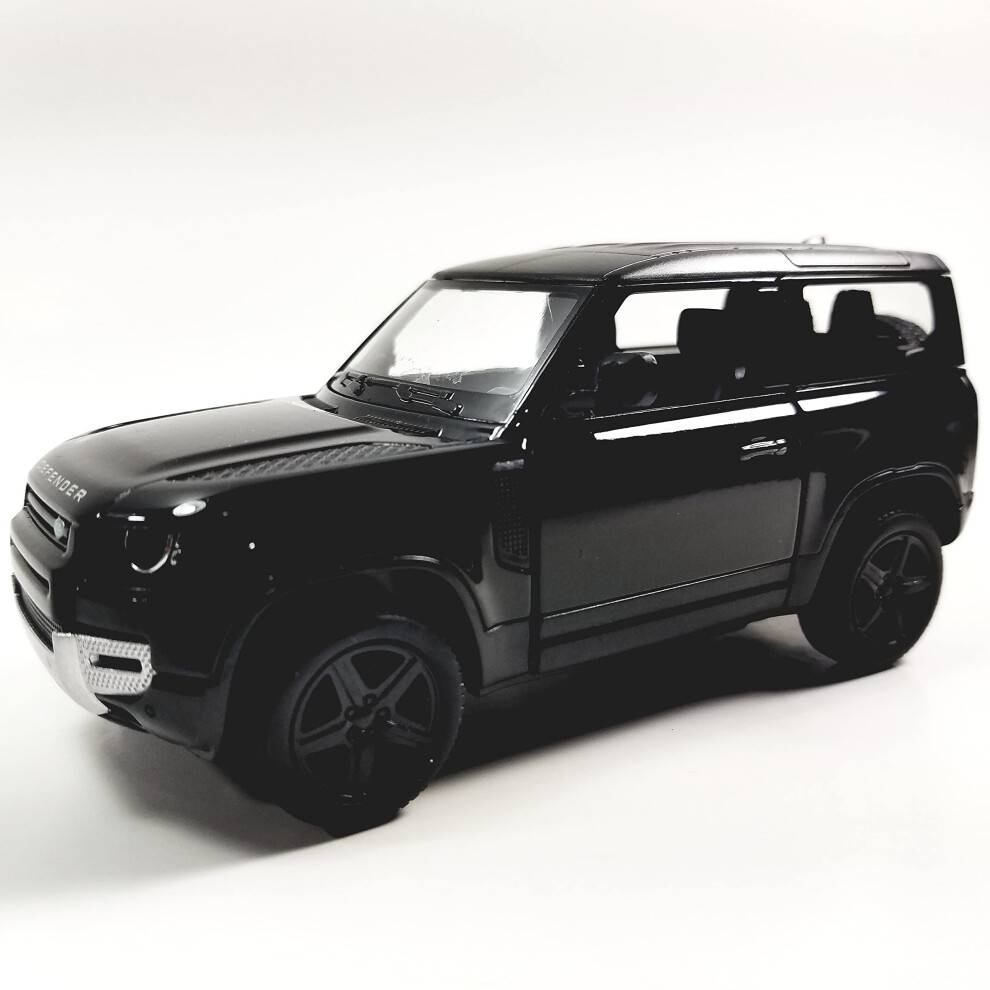 Land Rover Defender 90 1:36 Die Cast Metal Model