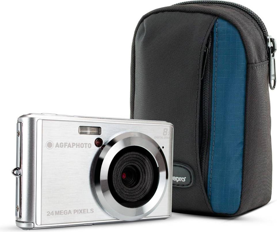 DC5500 Compact Digital Camera Bundle