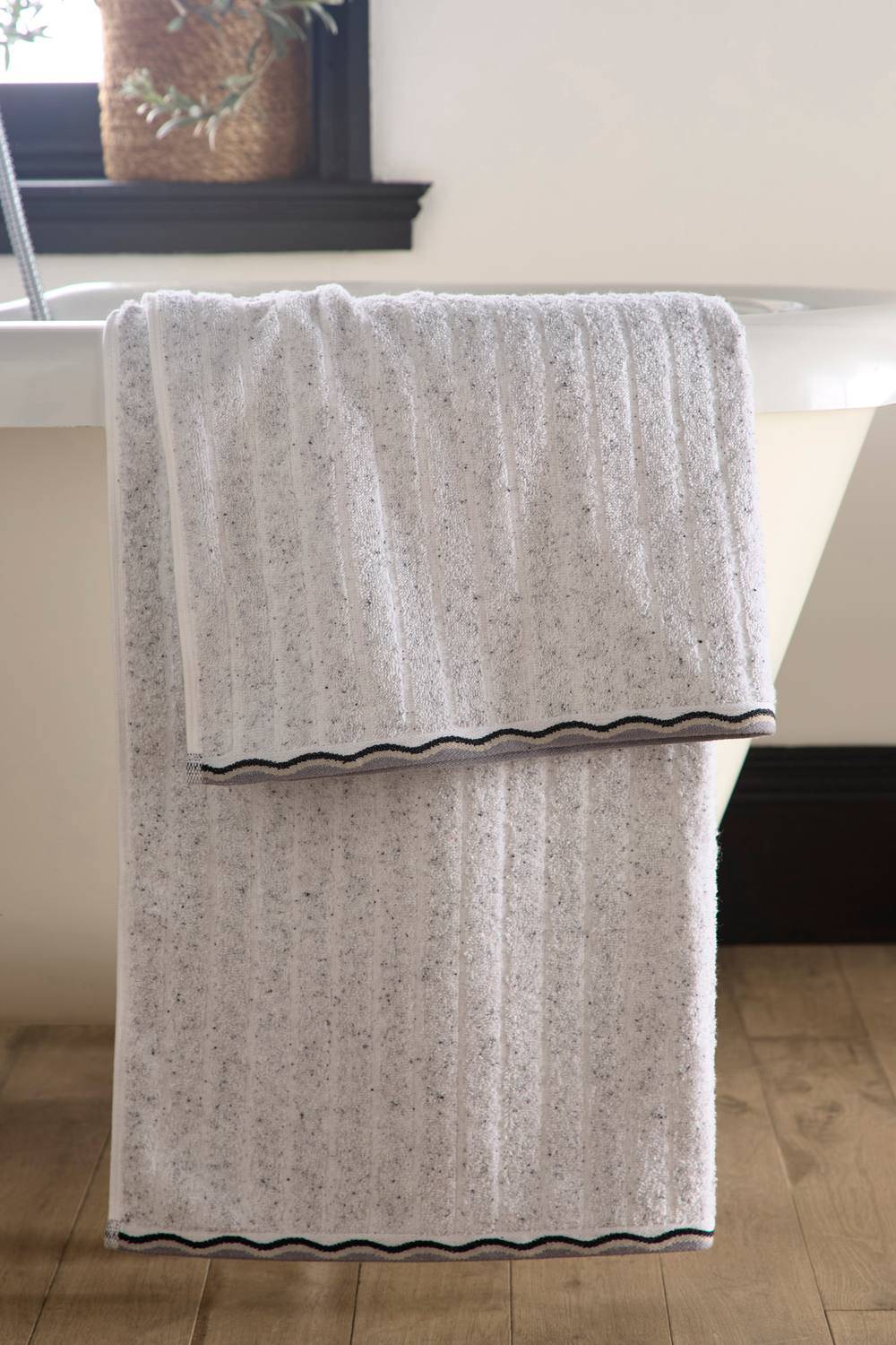 Speckle Rib Collection