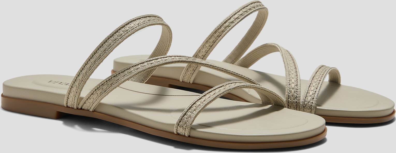 Round-Toe Flip-Flops Doeskin Rustic Cable