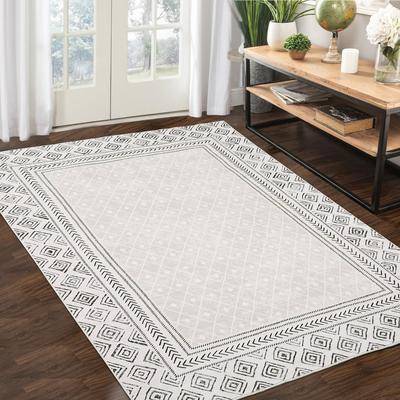 Garvee Modern Geometric Diamond Bordered Area Rug