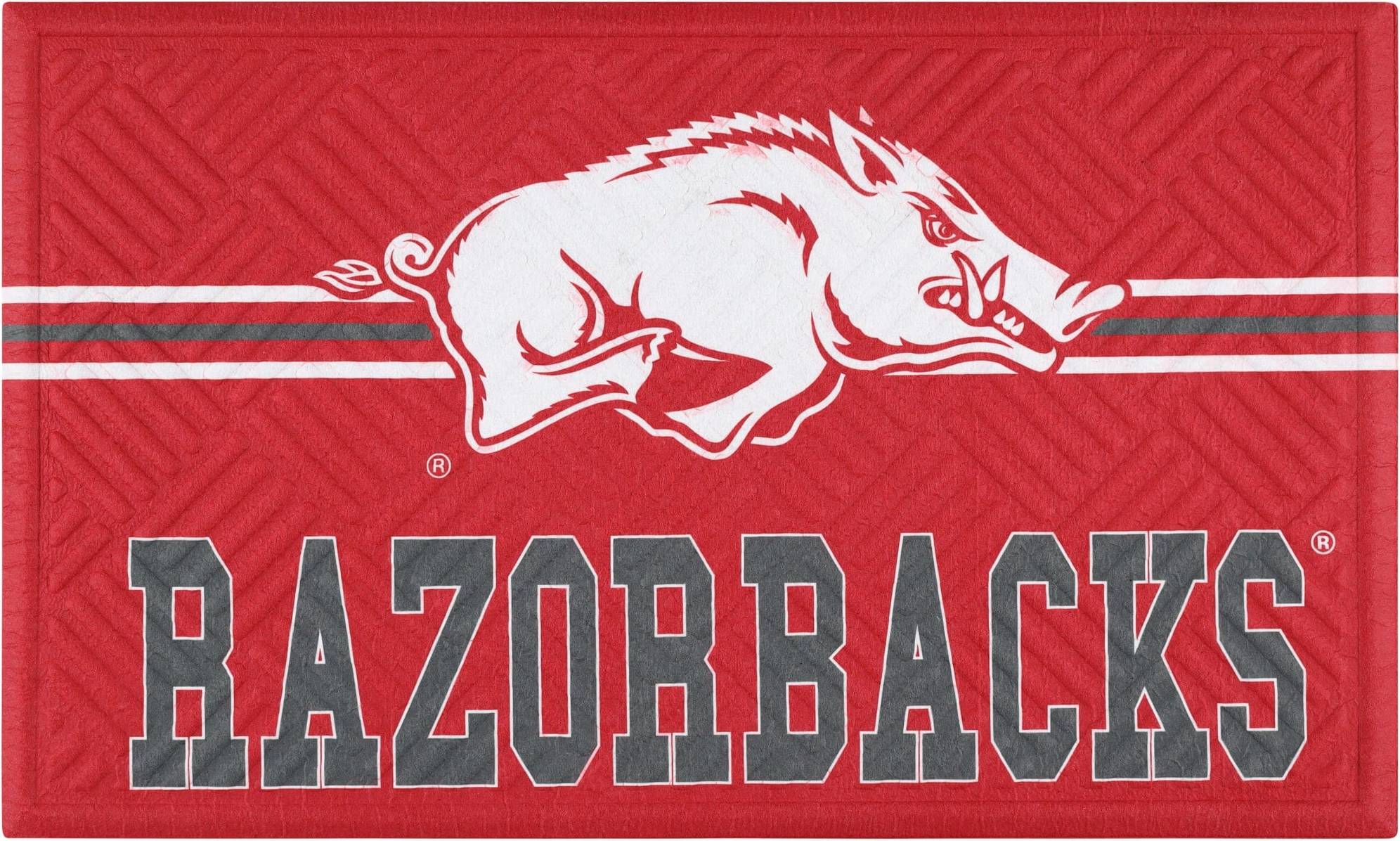 Evergreen Enterprises Arkansas Razorbacks Embossed Door Mat Multicolour cm