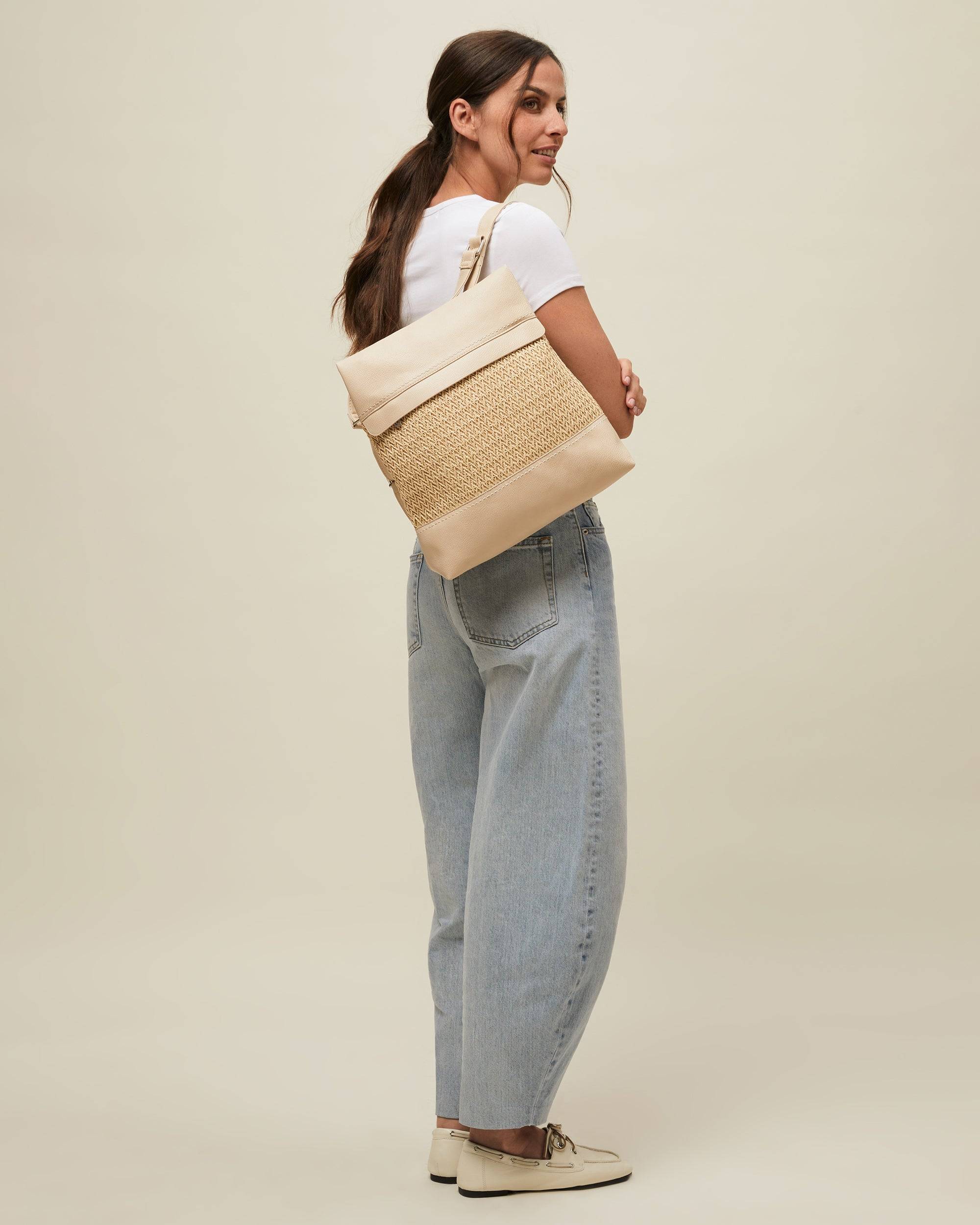 Tichi Anti-Theft Backpack Raffia Effect - Beige